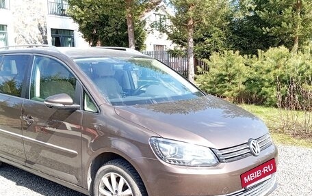 Volkswagen Touran III, 2012 год, 1 150 000 рублей, 8 фотография