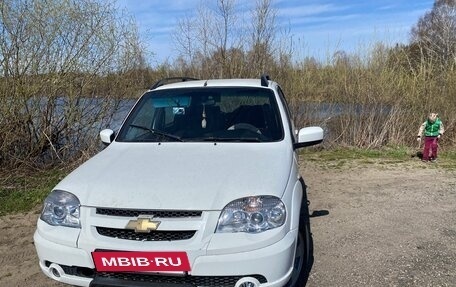 Chevrolet Niva I рестайлинг, 2012 год, 550 000 рублей, 11 фотография