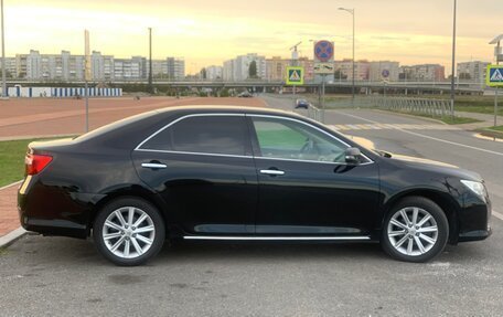 Toyota Camry, 2014 год, 1 850 000 рублей, 6 фотография