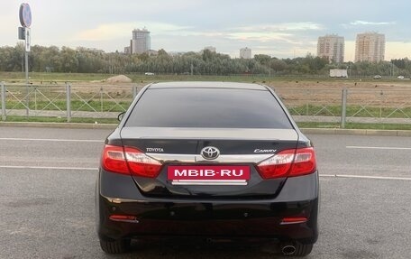 Toyota Camry, 2014 год, 1 850 000 рублей, 2 фотография