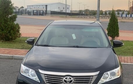 Toyota Camry, 2014 год, 1 850 000 рублей, 8 фотография