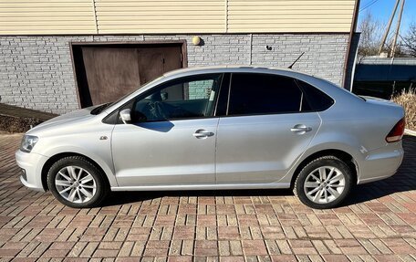 Volkswagen Polo VI (EU Market), 2016 год, 1 315 000 рублей, 2 фотография