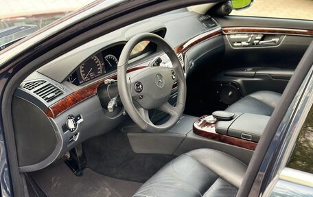 Mercedes-Benz S-Класс, 2005 год, 3 500 000 рублей, 12 фотография