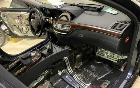 Mercedes-Benz S-Класс, 2005 год, 3 500 000 рублей, 19 фотография