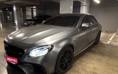Mercedes-Benz E-Класс AMG, 2019 год, 9 200 000 рублей, 4 фотография