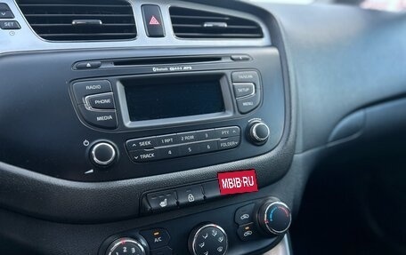 KIA cee'd III, 2012 год, 1 041 000 рублей, 9 фотография