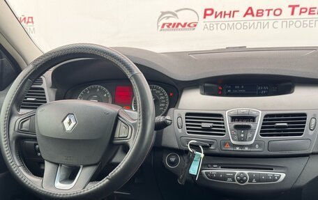 Renault Laguna III рестайлинг, 2008 год, 300 000 рублей, 8 фотография