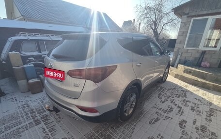 Hyundai Santa Fe III рестайлинг, 2017 год, 2 250 000 рублей, 18 фотография