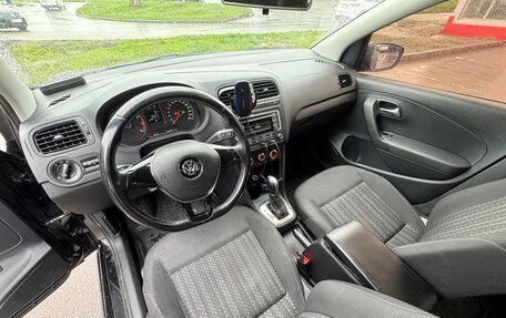 Volkswagen Polo VI (EU Market), 2015 год, 1 150 000 рублей, 16 фотография