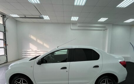 Renault Logan II, 2015 год, 690 000 рублей, 8 фотография