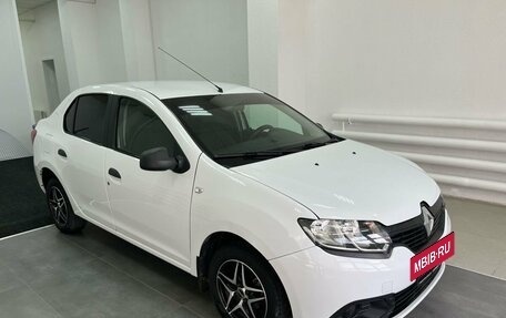 Renault Logan II, 2015 год, 690 000 рублей, 3 фотография