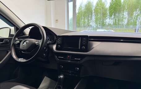 Skoda Rapid II, 2021 год, 1 620 000 рублей, 19 фотография