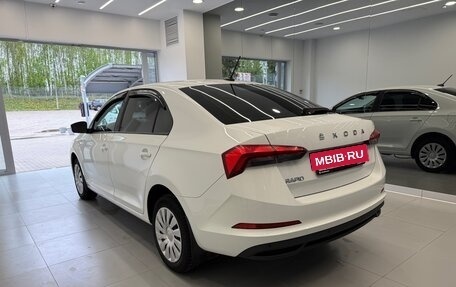 Skoda Rapid II, 2021 год, 1 620 000 рублей, 11 фотография