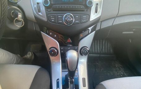 Chevrolet Cruze II, 2013 год, 945 000 рублей, 12 фотография