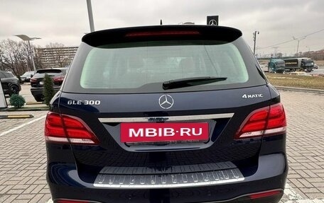 Mercedes-Benz GLE, 2015 год, 3 400 000 рублей, 11 фотография