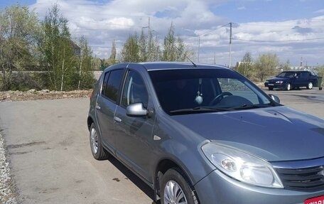 Renault Sandero I, 2012 год, 650 000 рублей, 1 фотография