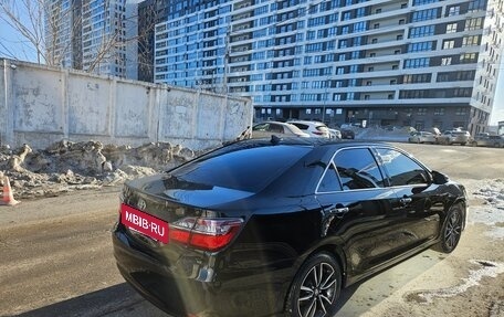 Toyota Camry, 2017 год, 2 450 000 рублей, 3 фотография