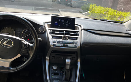Lexus NX I, 2016 год, 3 550 000 рублей, 6 фотография