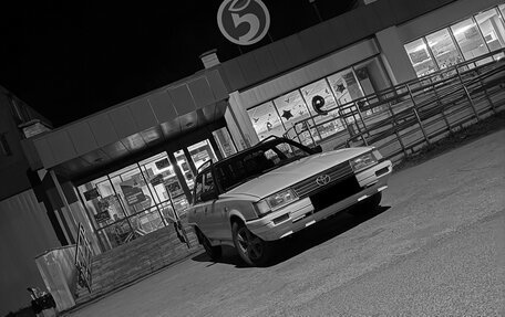 Toyota Camry, 1986 год, 350 000 рублей, 2 фотография