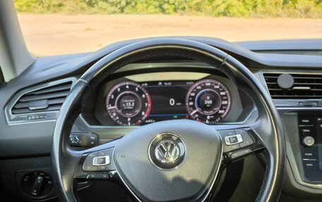 Volkswagen Tiguan II, 2018 год, 2 990 000 рублей, 7 фотография
