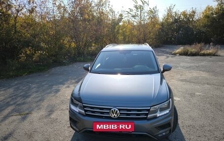 Volkswagen Tiguan II, 2018 год, 2 990 000 рублей, 22 фотография