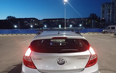 Hyundai Solaris II рестайлинг, 2013 год, 650 000 рублей, 13 фотография