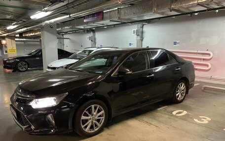 Toyota Camry, 2017 год, 2 150 000 рублей, 5 фотография