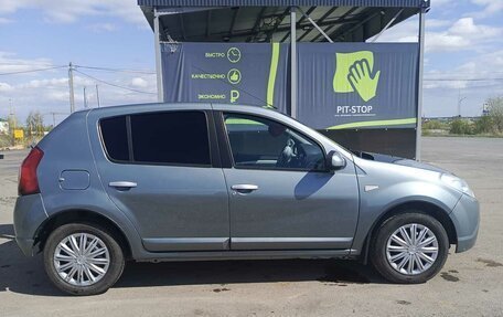 Renault Sandero I, 2012 год, 650 000 рублей, 3 фотография