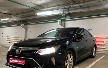 Toyota Camry, 2017 год, 2 150 000 рублей, 3 фотография