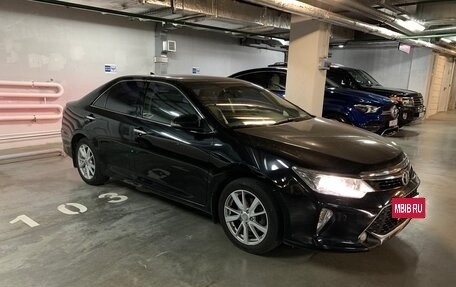 Toyota Camry, 2017 год, 2 150 000 рублей, 9 фотография