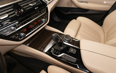 BMW 5 серия, 2018 год, 3 400 000 рублей, 16 фотография