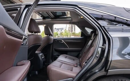 Lexus RX IV рестайлинг, 2021 год, 3 800 000 рублей, 13 фотография