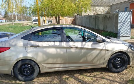 Hyundai Solaris II рестайлинг, 2012 год, 550 000 рублей, 4 фотография