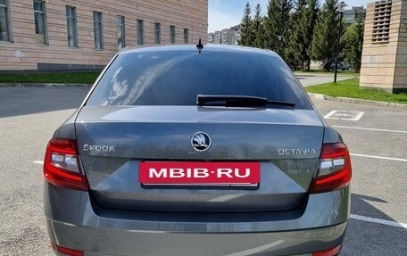 Skoda Octavia, 2018 год, 1 990 000 рублей, 12 фотография