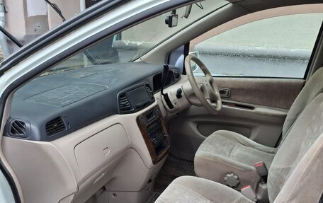 Nissan Liberty, 2001 год, 210 000 рублей, 16 фотография