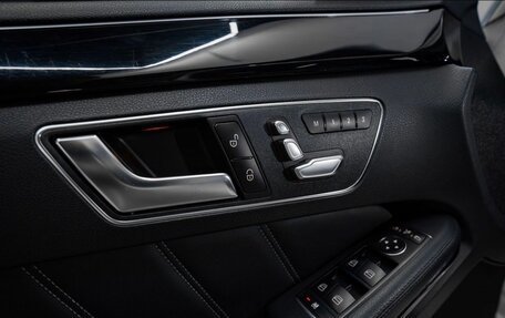 Mercedes-Benz E-Класс, 2015 год, 2 900 000 рублей, 9 фотография