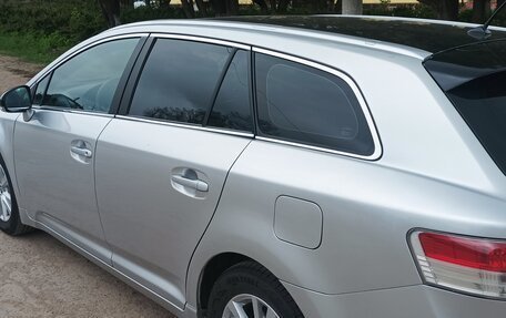 Toyota Avensis III рестайлинг, 2010 год, 1 040 000 рублей, 3 фотография