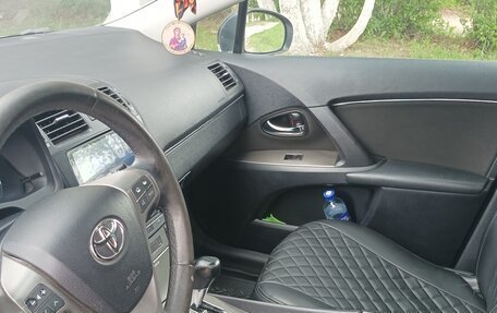 Toyota Avensis III рестайлинг, 2010 год, 1 040 000 рублей, 12 фотография