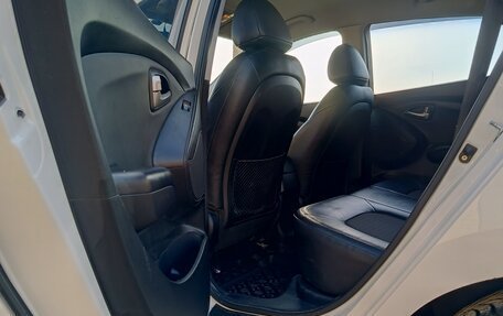 Hyundai Tucson III, 2010 год, 1 450 000 рублей, 13 фотография