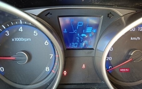 Hyundai Tucson III, 2010 год, 1 450 000 рублей, 16 фотография