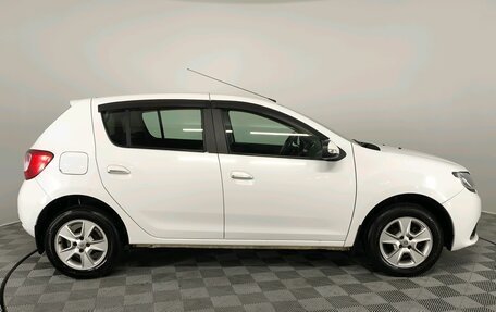 Renault Sandero II рестайлинг, 2014 год, 800 000 рублей, 5 фотография
