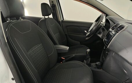Renault Sandero II рестайлинг, 2014 год, 800 000 рублей, 13 фотография
