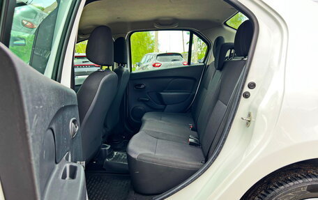 Renault Logan II, 2018 год, 799 000 рублей, 14 фотография