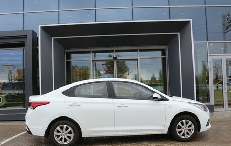 Hyundai Solaris II рестайлинг, 2017 год, 1 190 000 рублей, 4 фотография