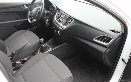 Hyundai Solaris II рестайлинг, 2017 год, 1 190 000 рублей, 18 фотография