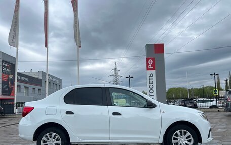 Renault Logan II, 2018 год, 799 000 рублей, 8 фотография