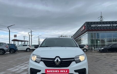Renault Logan II, 2018 год, 799 000 рублей, 5 фотография