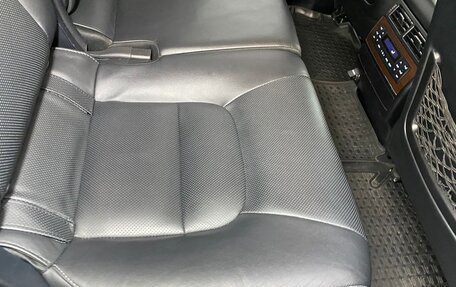 Toyota Land Cruiser 200, 2019 год, 8 200 000 рублей, 17 фотография