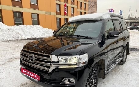 Toyota Land Cruiser 200, 2019 год, 8 200 000 рублей, 3 фотография