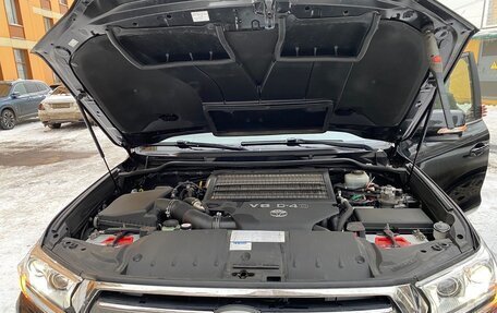 Toyota Land Cruiser 200, 2019 год, 8 200 000 рублей, 19 фотография